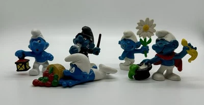 Vintage Smurfs Collectibles - Lot Of Five Smurfs 1980s - Image 1 of 2