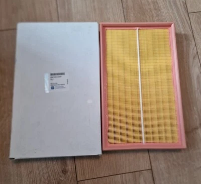 Genuine Vauxhall Vectra B Vx220 Air Filter 90512447 - Image 1 of 4