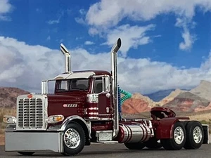 1/64 DCP BURGUNDY PRIDE & CLASS PETERBILT 389 DAY CAB - Picture 1 of 5