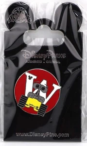 DISNEY WDW - Hidden Mickey Series III - Alphabet WALL-E W - Picture 1 of 1