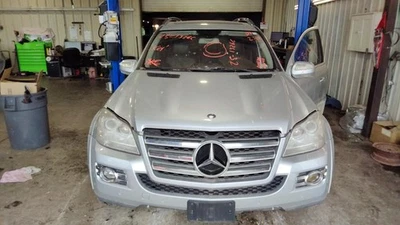 Fuse Box Engine 164 Type ML63 ID 1645402972 Fits 06-09 MERCEDES ML-CLASS 1120990 - Image 1 of 4