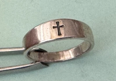 Authentic Retro Signed James Avery Open Cross Sterling Silver Size 6 Band Ring - Image 1 of 4