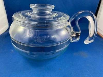 Vintage Pyrex Flame ware 6 Cup Teapot With Lid  8446B (LS) - Image 1 of 4