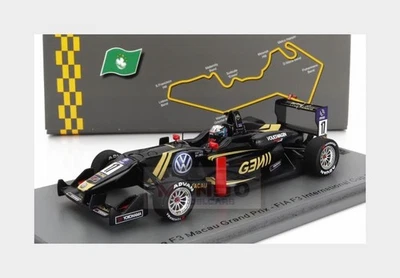1:43 SPARK Dallara F3 #17 Macao GP International Cup 2015 Alexander Albon SA238 Foto 1 de 2