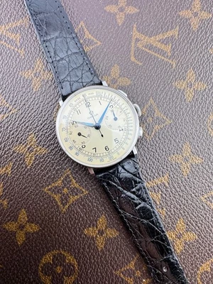 Omega Chronograph Calibre 33.3 Acier Staybrite Top Condition Swiss Made - Image 1 of 4