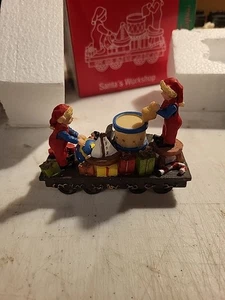 Home Towne Express 1998 Edition Santa's Workshop Train Display Holidays - Picture 1 of 8