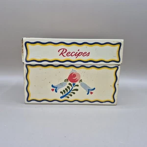 CAJA DE RECETAS DE HOJALATA VINTAGE Ohio Art Co. Metal Retro Caja de recetas Cocina Años 70 Danesa - Imagen 1 de 9