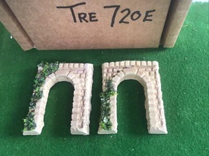2 X Z Scale Tall Style Tunnel Mouths, Single Track, Pre Painted/ Foliage - Picture 1 of 7