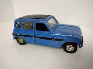 Vintage Burago Renault 4 Safari ~ blue Made In Italy ~ 1/24 Moving Doors, Trunk - Picture 1 of 10