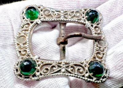 ANTIGUA HEBILLA DE CINTURÓN DETALLADA FILAGREE TONO PLATA ACENTUADA VERDE E446 Foto 1 de 4