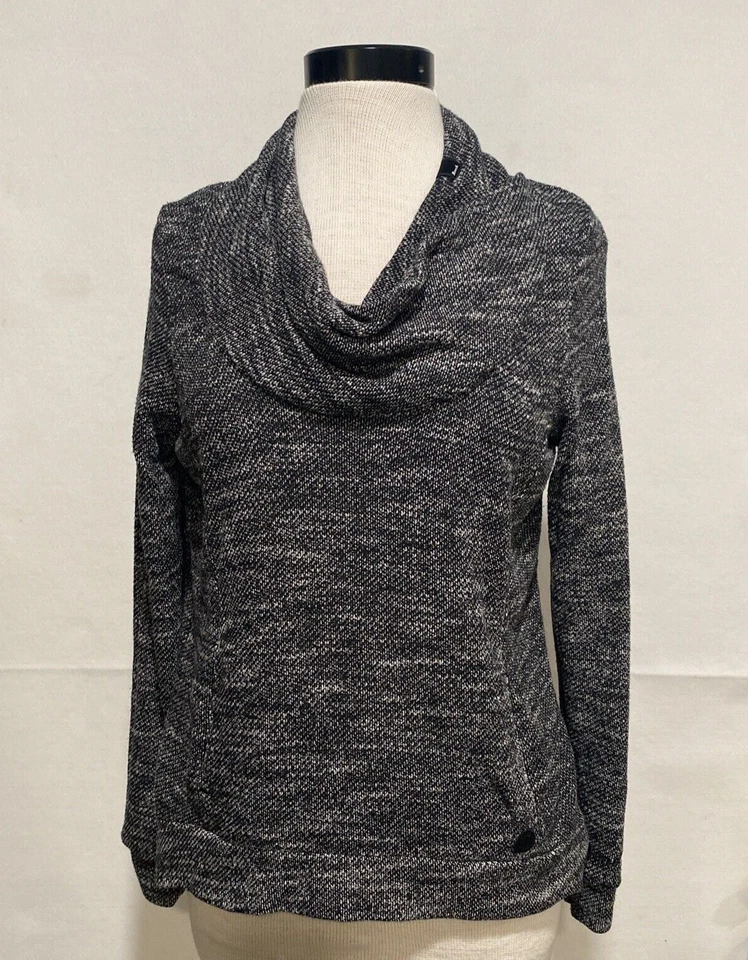 Sudadera para mujer Bench Urban Wear ropa deportiva mediana negra blanca cuello embudo Foto 1 de 4