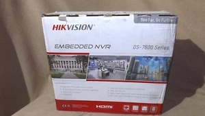 US Hikvision DS-7608NI-M2/8P 8K 8CH PoE 2SATA 32MP NVR 128Mbps larghezza di banda IR 1U - Foto 1 di 24