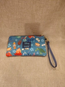 Braccialetto Disney Loungefly Stitch Campeggio Cutie Nylon Usato - Foto 1 di 10