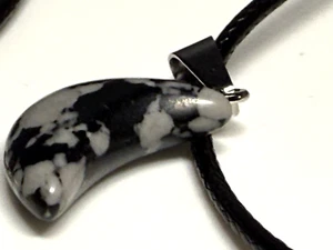 Pendant Snowflake Obsidian Natural Stone Leather Strap Cord Moon Design - Picture 1 of 5