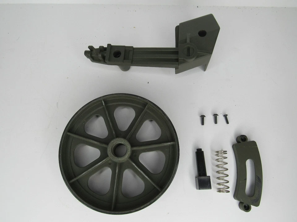 1:6 M5 Stuart RC Tank by 21st Century Toys Rear Suspension Wheel (Right Side) - Image 1 of 1