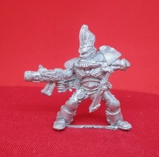 Warhammer 40k citadel BROKEN SPACE MARINE 1993 WOLF SCOUT SERGEANT 1
