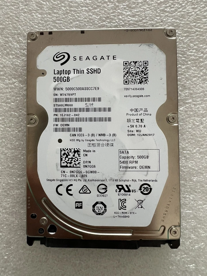ST500LM000 P/N: 1EJ162-041 F/W: DEMG WU W76 Seagate 500GB 2.5" HDD N7GG6 A3 - Image 1 of 2