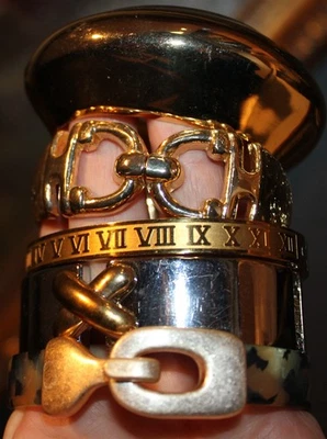 Fabuloso lote de pulseras de metal tono dorado vintage mezcladas hasta ahora # 476 Foto 1 de 2