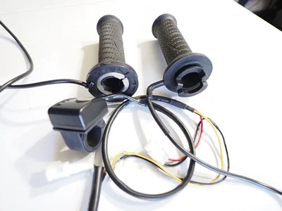 Juego de kit de agarre térmico 690 Enduro R SMC-R 14-20 OEM KTM 21012964044 arnés #Z245 C Foto 1 de 4