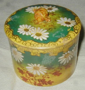 VINTAGE JAPANESE SATSUMA HAND PAINTED ART POTTERY JAR w CHRYSANTHEMUMS, HUMIDOR? - Picture 1 of 5