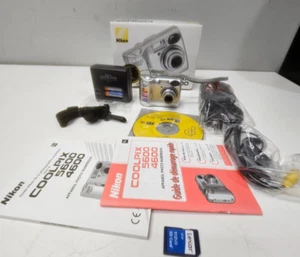 Nikon Coolpix 4600 Digital Camera Silver 4MP 3X Zoom Excellent Tested in Box - Picture 1 of 15