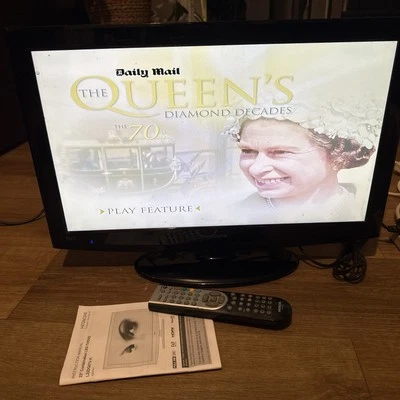 Hitachi L22DG07UK 22” LED TV/DVD - Image 1 of 4