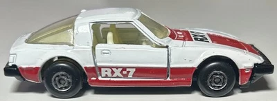 Matchbox Superfast blanco/rojo Mazda Savannah RX7 Foto 1 de 4