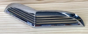 Ford BAA16607A 1955-1957 Thunderbird Chrome Hood Cowl Scoop Grille Trim OEM Used - Foto 1 di 15