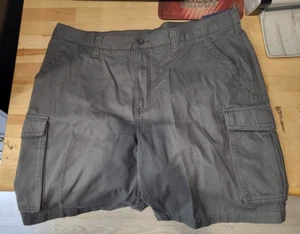 Croft & Barrow Cargo Shorts Size 38 Gray - FREE SHIPPING!!!!!!!! - Picture 1 of 4