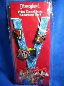 Disneyland Starterset - 2012 Starterset Schlüsselband & 4 Pins NEU * - Bild 1 von 2