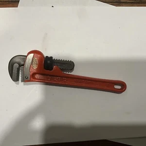 Vintage Rigid 8 Inch Pipe Wrench The Ridge Tool Co. Elyria O.. USA 8 - Picture 1 of 2