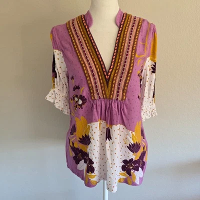 Top bordado floral dorado púrpura Stephanie Bl^nk London x Anthropologie talla S Foto 1 de 4