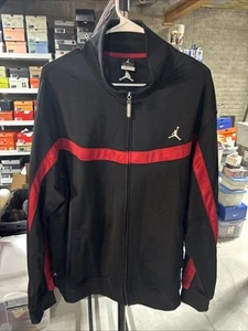 🏀 Air Jordan - Black and Red Dri-Fit Polyester Jacket Full Zip Size XL - Picture 1 of 9