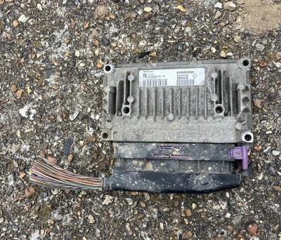 2006-2008 RENAULT MEGANE MK2 1.6 БЕНЗИНА АВТОМАТИЧЕСКАЯ КОРОБКА ПЕРЕДАЧ ECU 8200623620 - Изображение 1 из 2