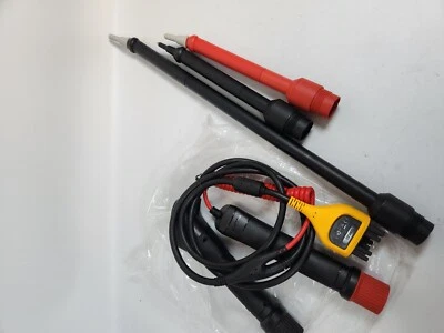 Fluke BTL20ANG Interactive Battery Analyzer Test Probe with angled tip - Image 1 of 3