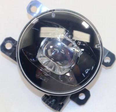 F250 F350 Fog Light JB3Z15201C Driving Lamp Front Driver or Passenger Side - Image 1 of 4
