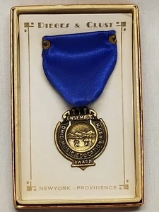 Vintage Ribbon Medal OHIO MUSIC Education Association (ENSEMBLE AWARD) Pin - Picture 1 of 8