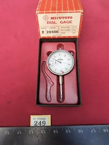 Vintage Mitutoyo Dial Gauge New Old Stock Metric Ref 2050 E. Zero's Each Time - Picture 1 of 10