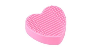 Heart Shape Make Up Brushes Cleaner Pad - Picture 1 of 1