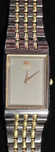 Vintage Seiko Uhr Herren 24mm Gold & Schwarz Tank 1N00-5j79 Neue Batterie - Bild 1 von 11
