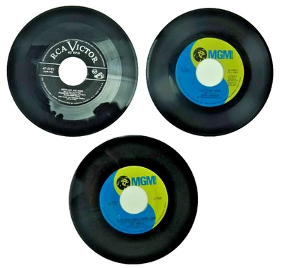 Eddy Arnold Lot of 3 Vinyl 45 RPMs -  If The Whole World Stopped Let Be Love VG - Image 1 of 2