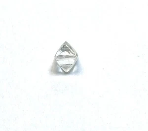 1,04 Karat einzigartiger Oktaeder F+ Farbe VS+ Qualität ungeschliffener Rohdiamant - Bild 1 von 3