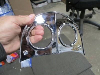 Moldura traseira direita 1934 -1938 Pierce Arrow Tail Light? Cromado - Imagem 1 de 3