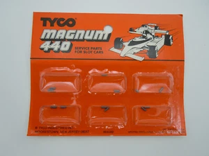 TYCO MAGNUM 440 CARBON BRUSHES ~ 6 SETS NEW ON CARD (12PC TOTAL) 1982 - Picture 1 of 2
