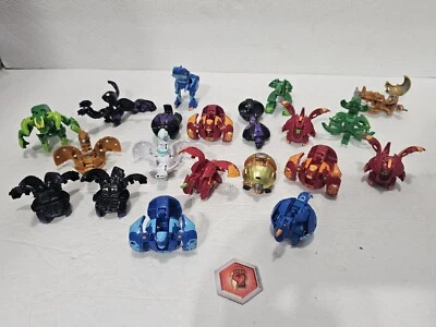 Lote mixto de 20 figuras Bakugan Battle Brawlers Foto 1 de 4