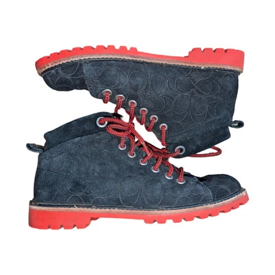 👀🔥RARE Coach Y2K Ester Embossed Sz 7 B GOTH/90s CORE CUTE Bootie Shoe Grunge - Image 1 of 4