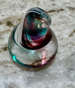 Kunstglas Candy Hersheys Kiss klar mit türkis weiß rot Vintage Murano Glas - Bild 1 von 5