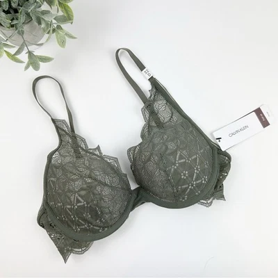 Calvin Klein Starquilt Lace Push-Up Plunge Bra QF5470 Green Size 32D - Image 1 of 4