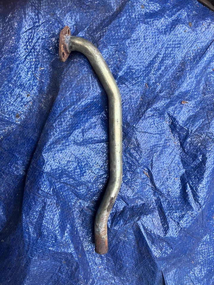 TUBO CAJA CALENTADOR FIAT 124 SPIDER Foto 1 de 1