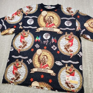 Nike Air Jordan x Maison Chateau Rouge Shirt Herren Medium AOP Single Stitch Dj9768 - Bild 1 von 11